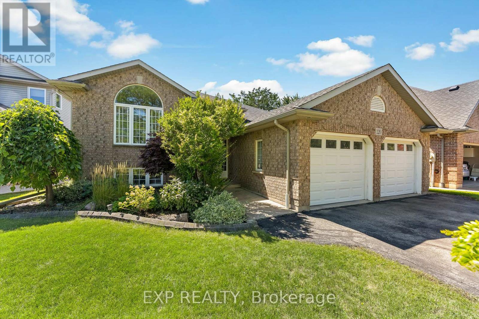 120 REDWOOD COURT - 1