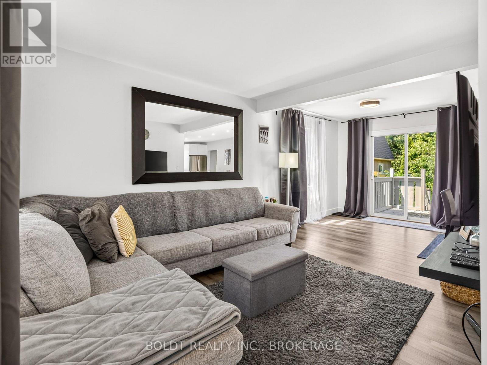 642 PENNER ROAD - Image 12
