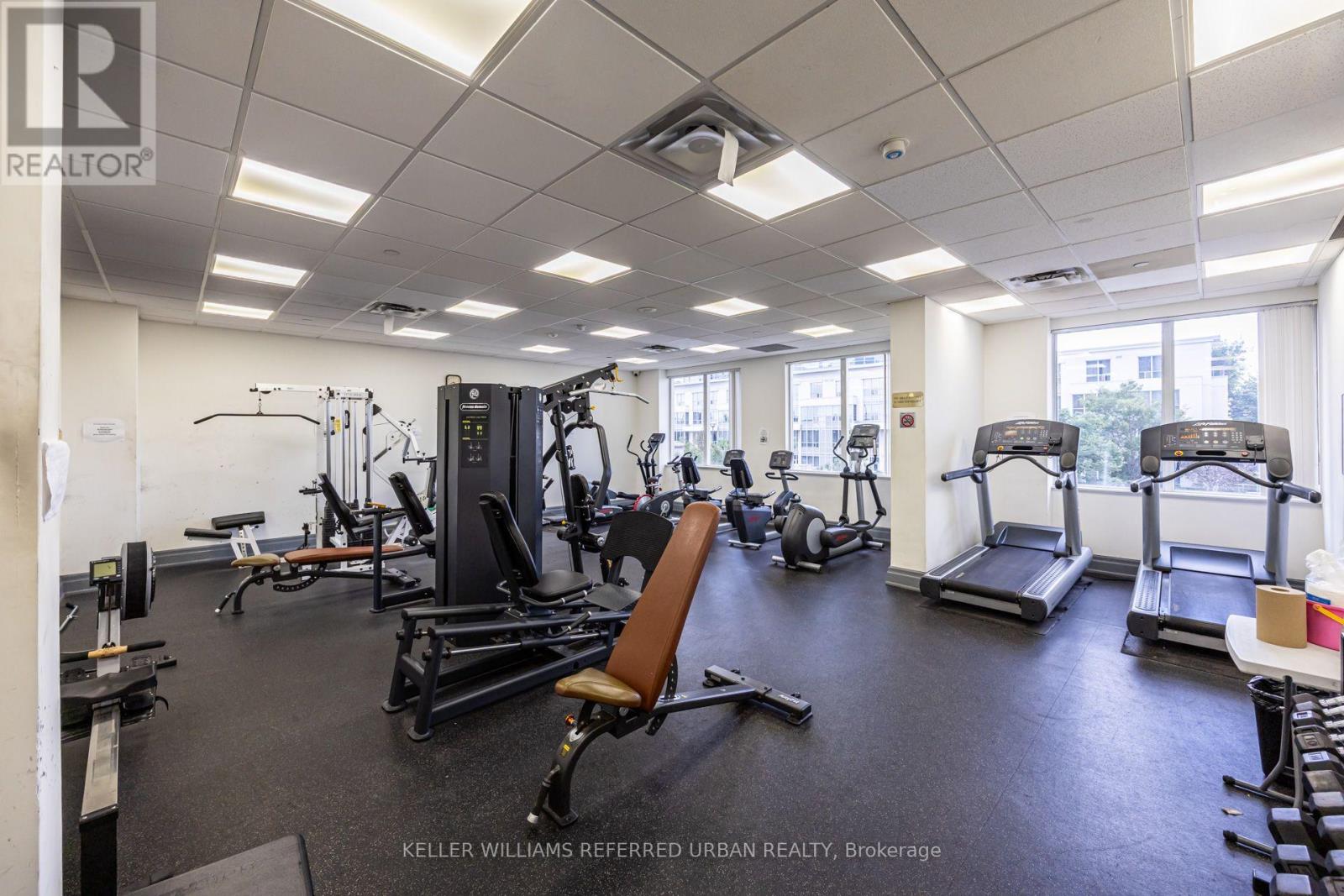 #1908 11 LEE CENTRE DRIVE - Image 22