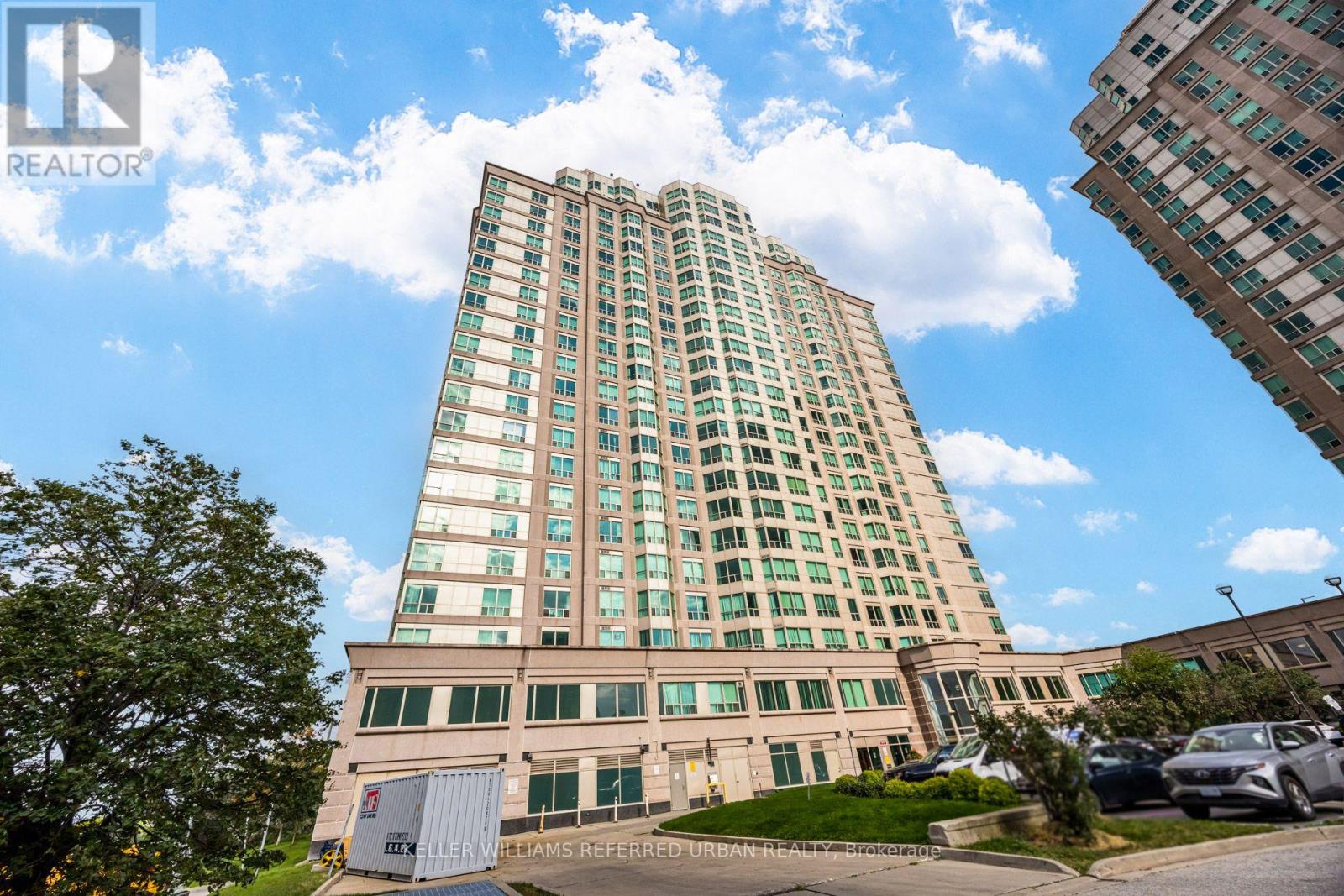 #1908 11 LEE CENTRE DRIVE - 27