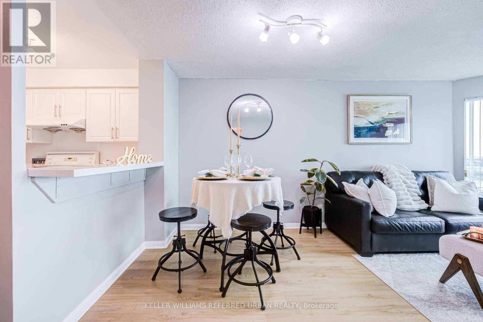 #1908 11 LEE CENTRE DRIVE - Image 14