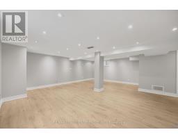 15 Delroy Drive, Toronto, ON M8Y1M8 Photo 17