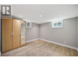 15 Delroy Drive, Toronto, ON M8Y1M8 Photo 18