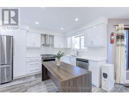 1042 Wetherby Lane, Mississauga, ON L4W4R8 Photo 17