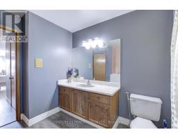 1042 Wetherby Lane, Mississauga, ON L4W4R8 Photo 28