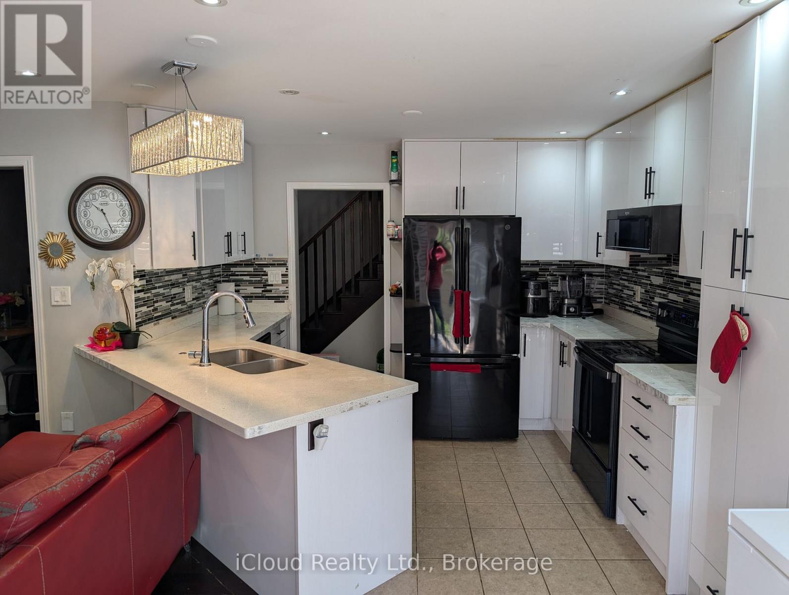 13 AGRICOLA ROAD - 2