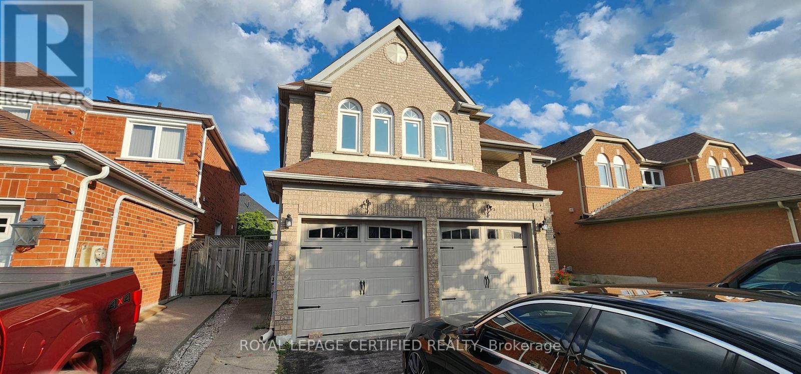 Photo of 44 Red Cedar Crescent