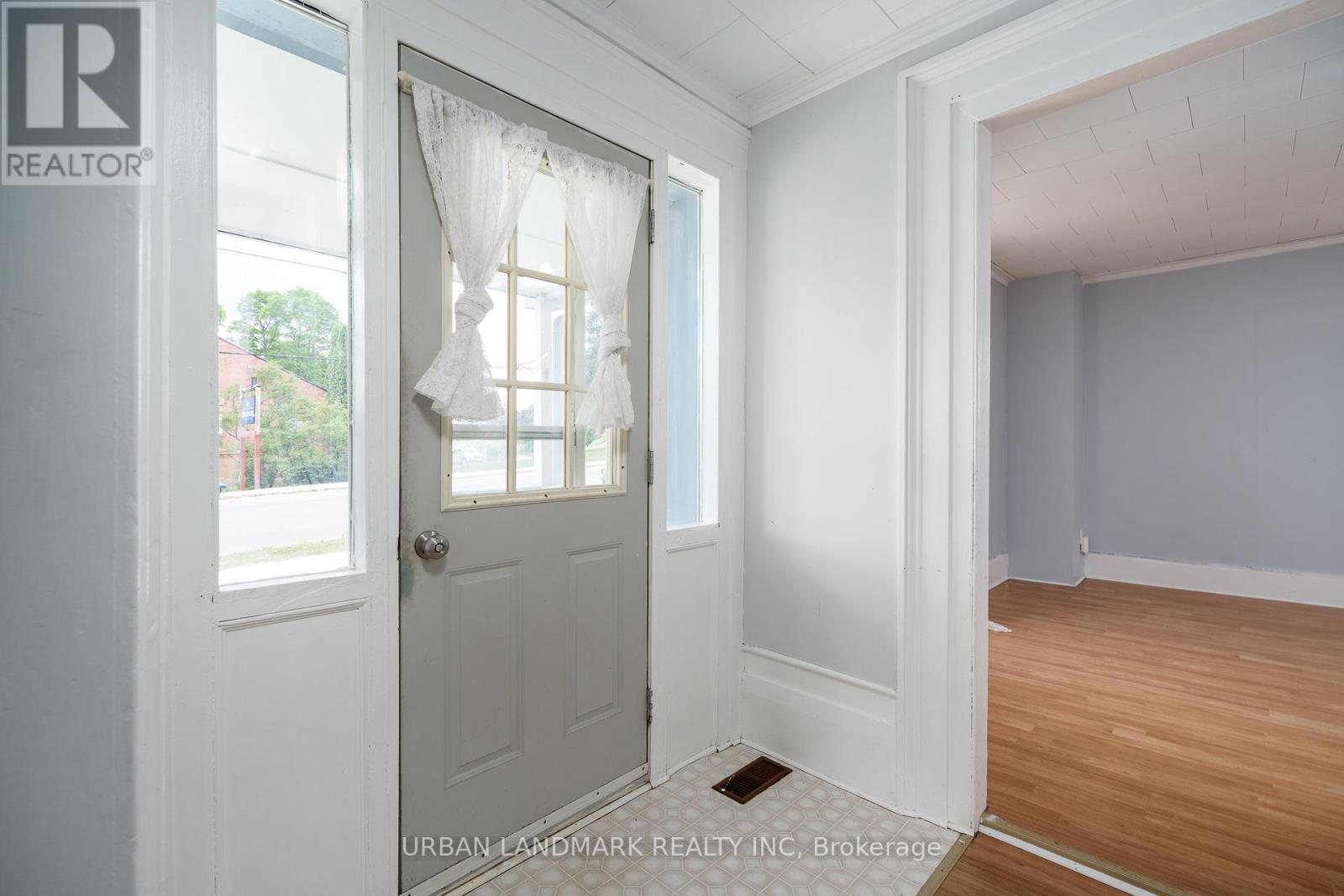 136 ST LAWRENCE STREET - Image 3