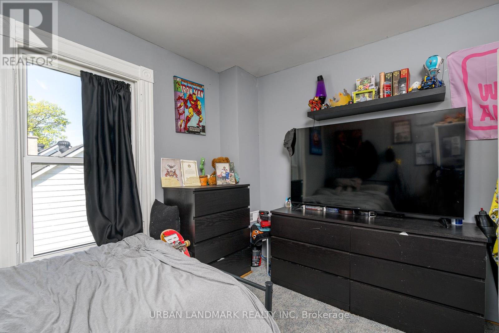 225 ST LAWRENCE STREET W - Image 25