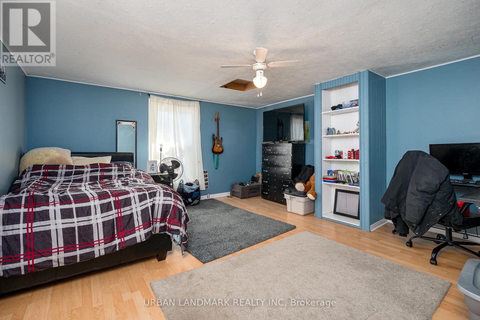 225 ST LAWRENCE STREET W - Image 28