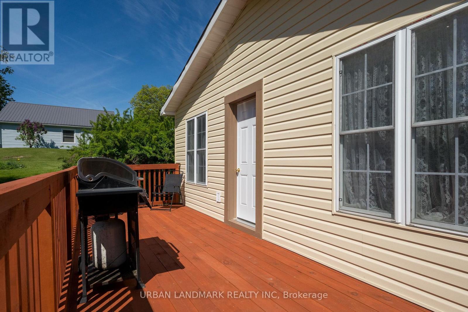 225 ST LAWRENCE STREET W - Image 34