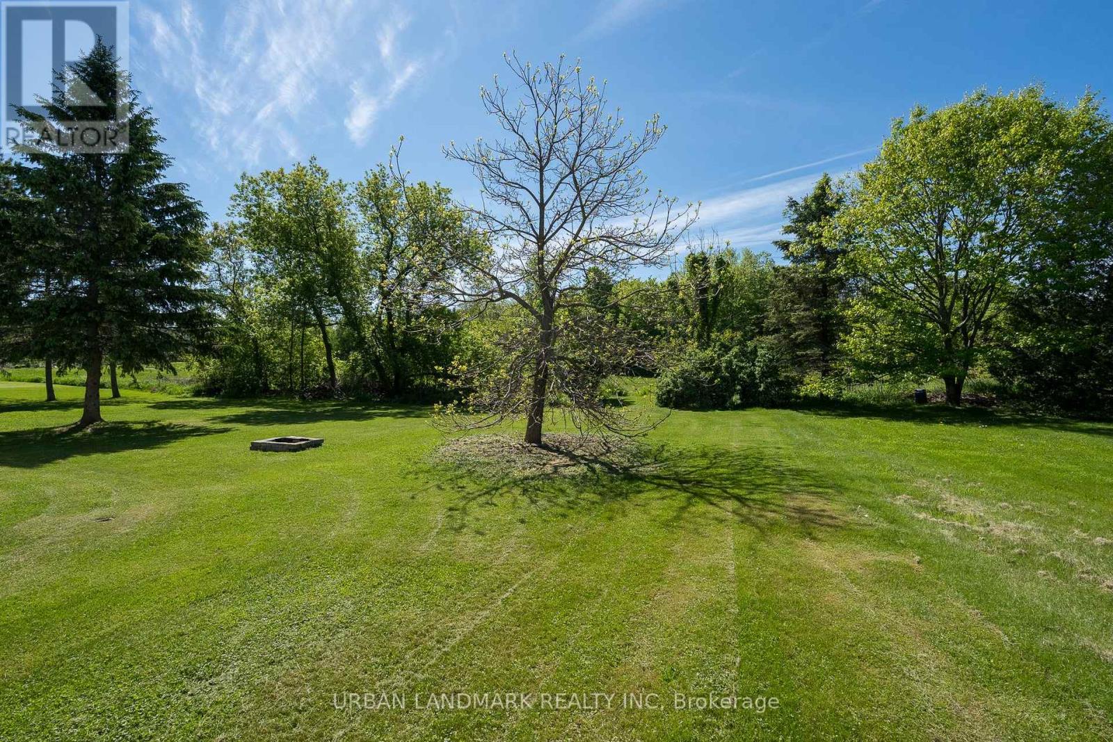 225 ST LAWRENCE STREET W - Image 43