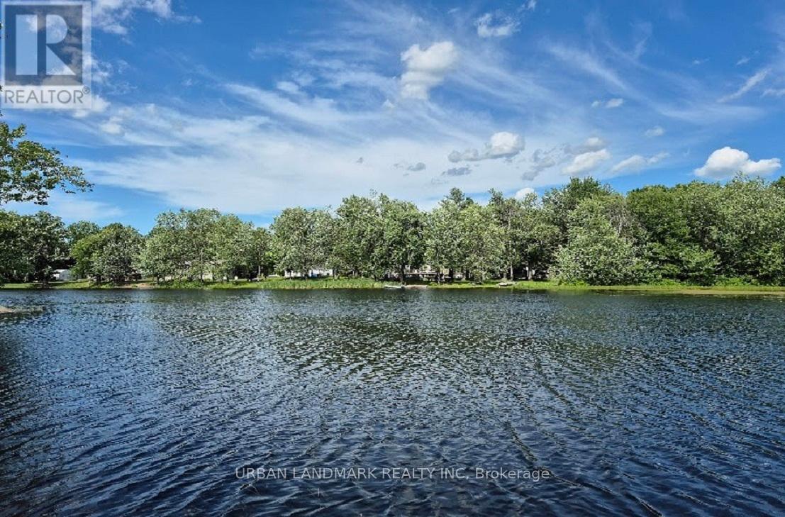 36 Tweedsmuir Crescent, Tweed (Hungerford (Twp)), Ontario, K0K3J0, Tweed (Hungerford (Twp)), Ontario — photo 3 of 5