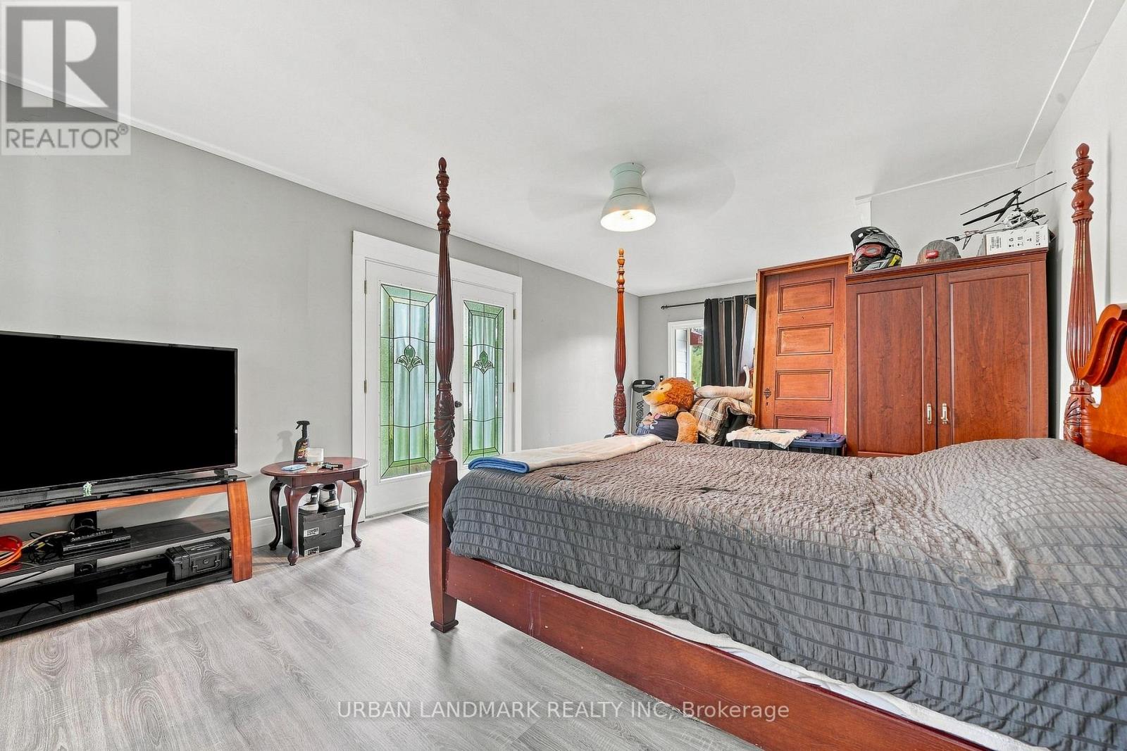 158 ST LAWRENCE STREET E - Image 28