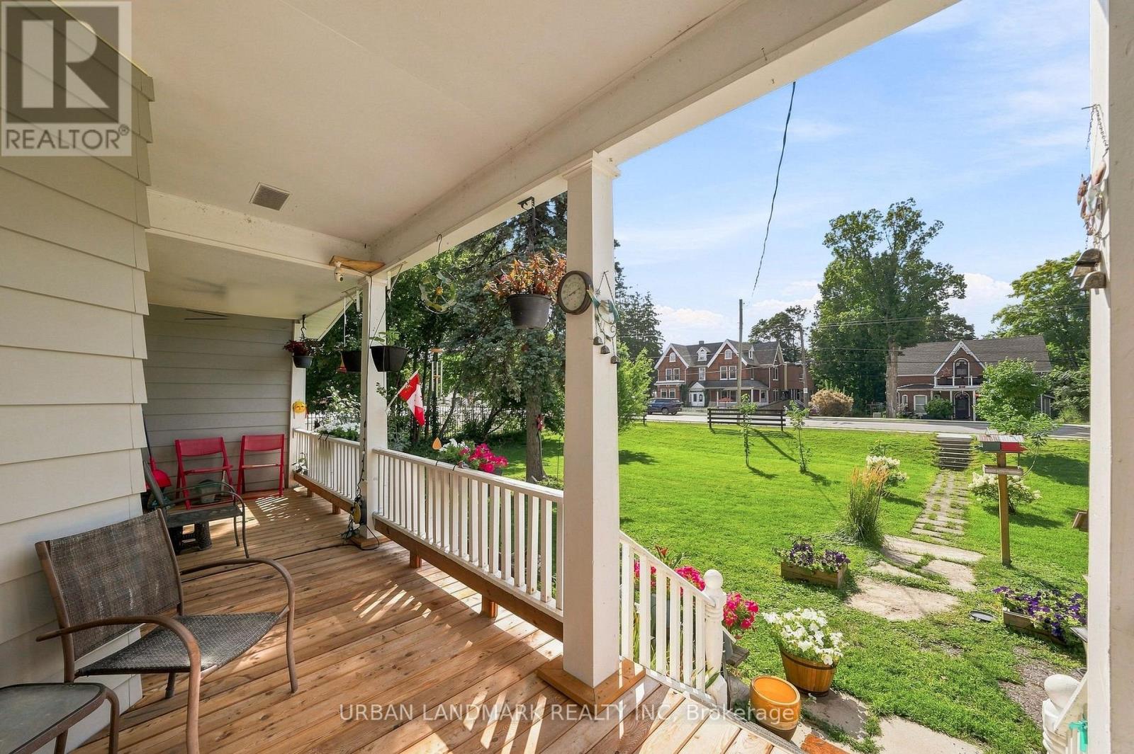158 ST LAWRENCE STREET E - Image 3