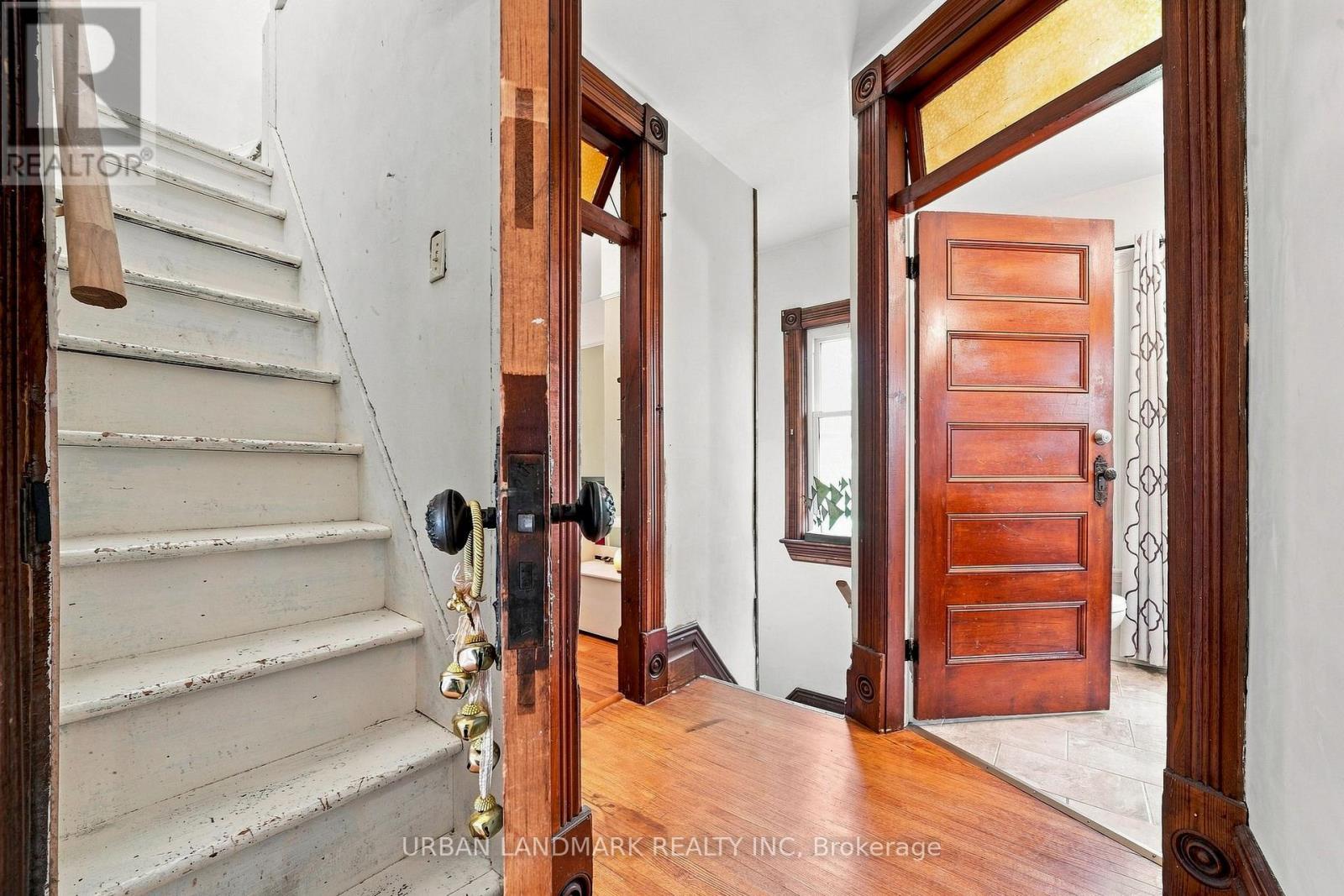 158 ST LAWRENCE STREET E - Image 37