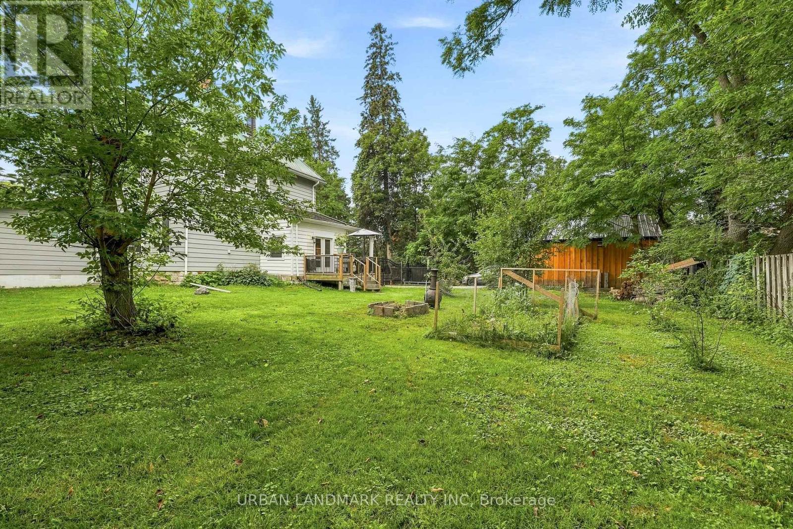 158 ST LAWRENCE STREET E - Image 43