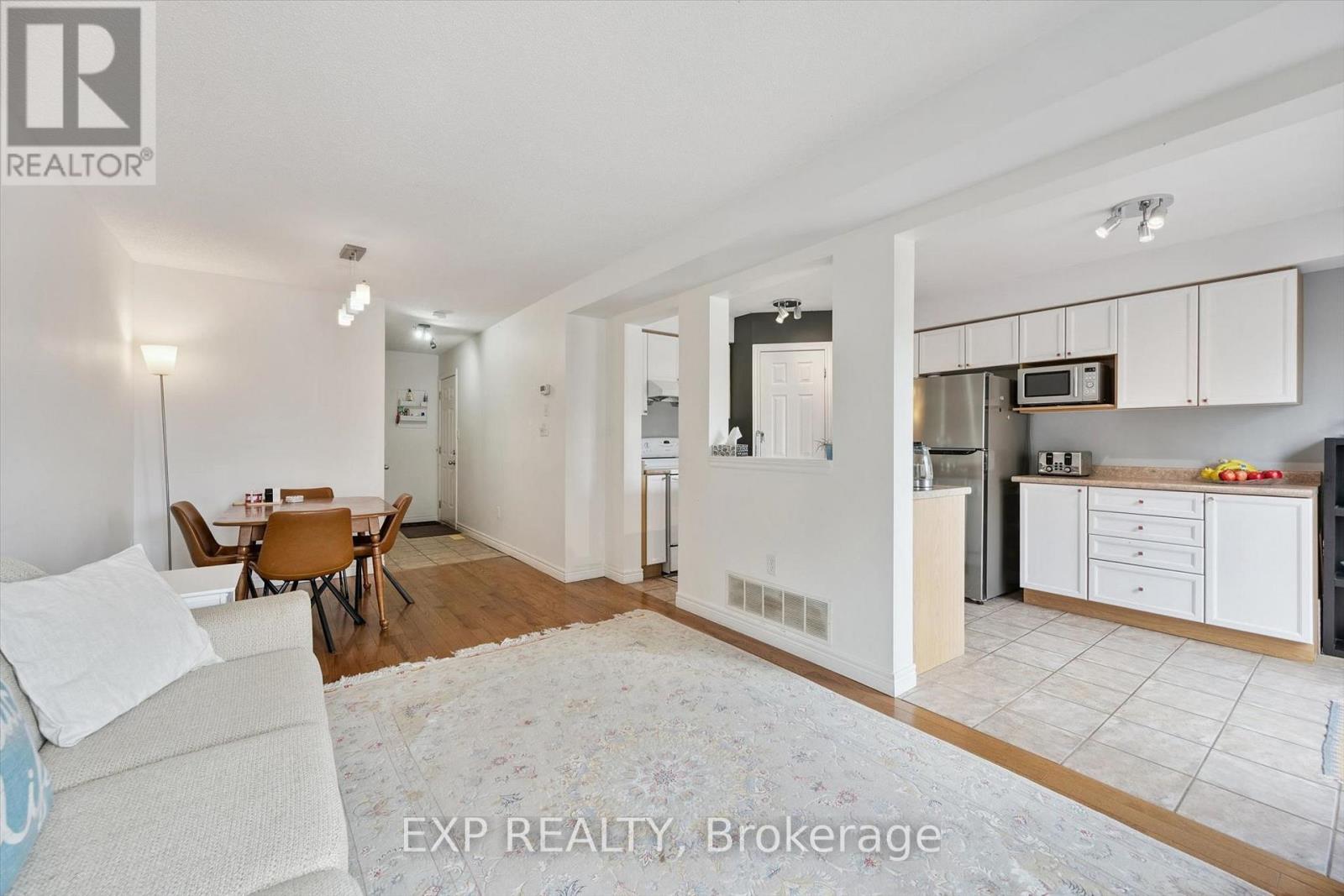 #59 250 AINSLIE STREET S - 11