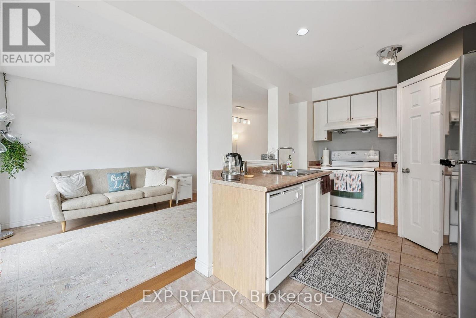 #59 250 AINSLIE STREET S - 13