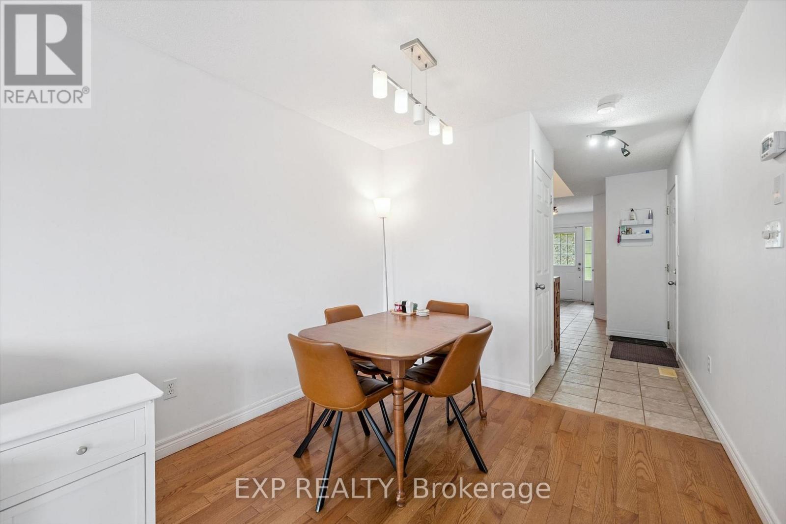 #59 250 AINSLIE STREET S - 16