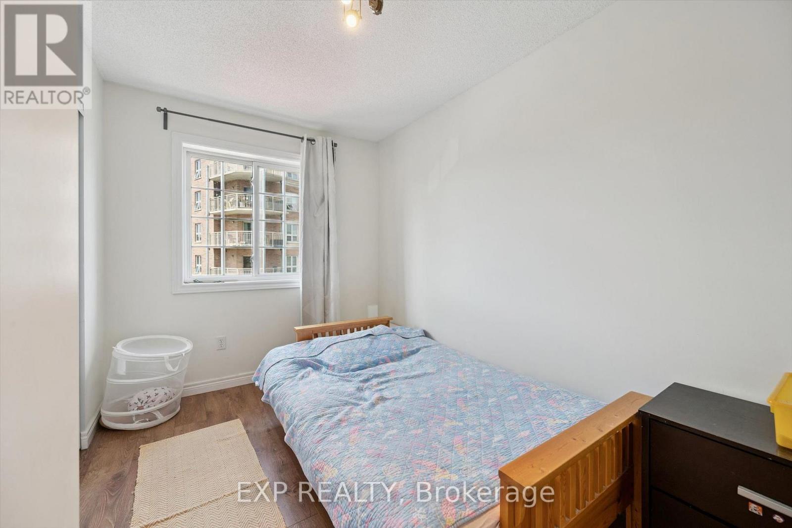 #59 250 AINSLIE STREET S - Image 19