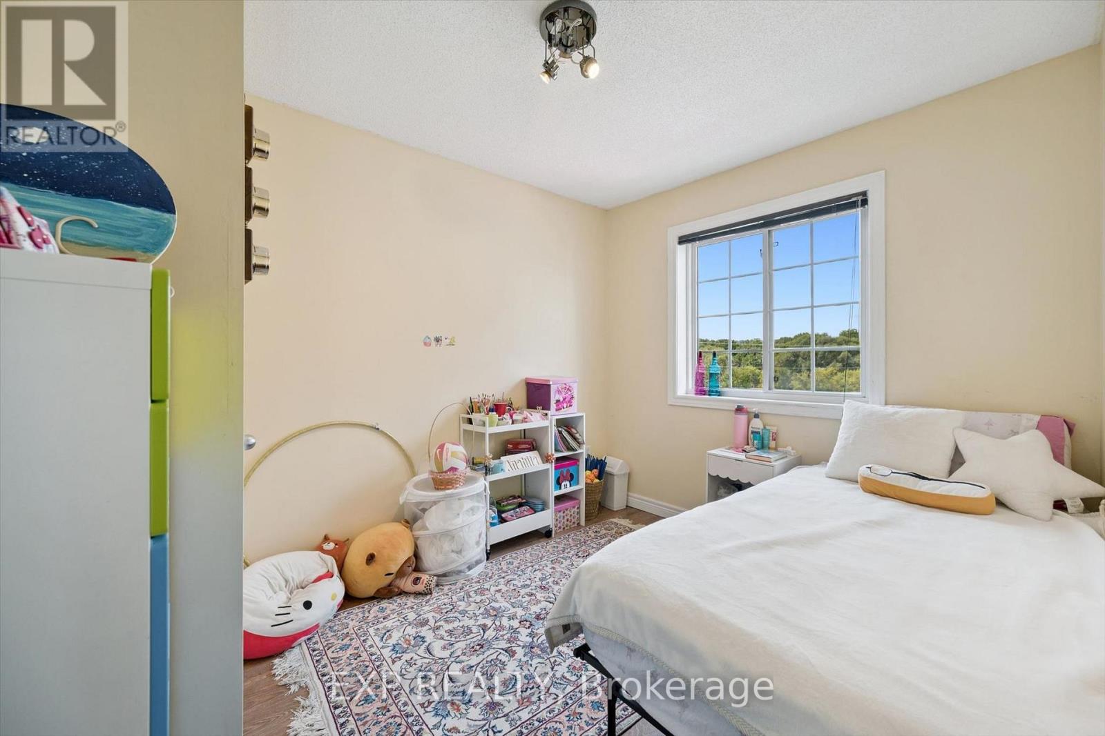 #59 250 AINSLIE STREET S - Image 20