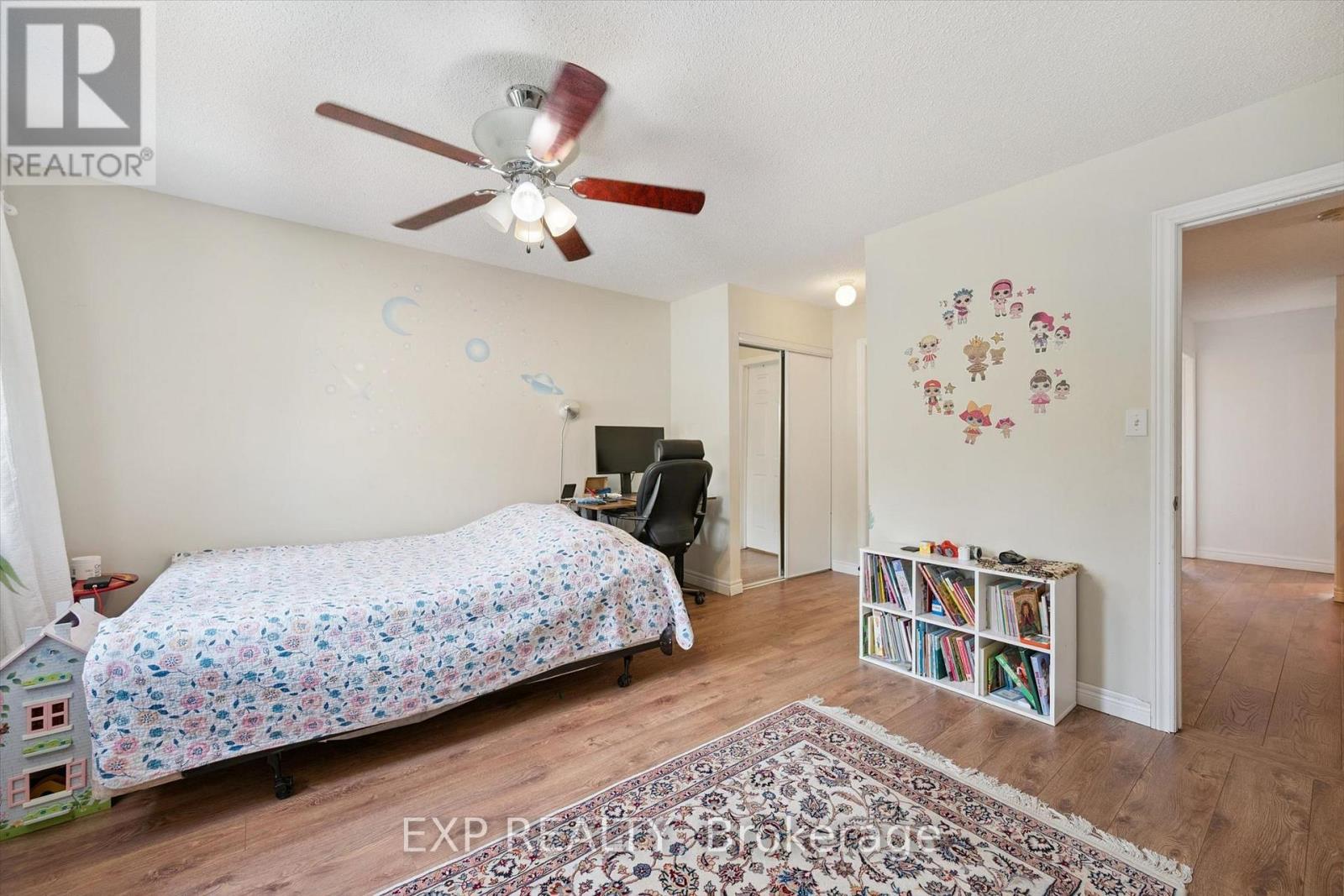 #59 250 AINSLIE STREET S - 22