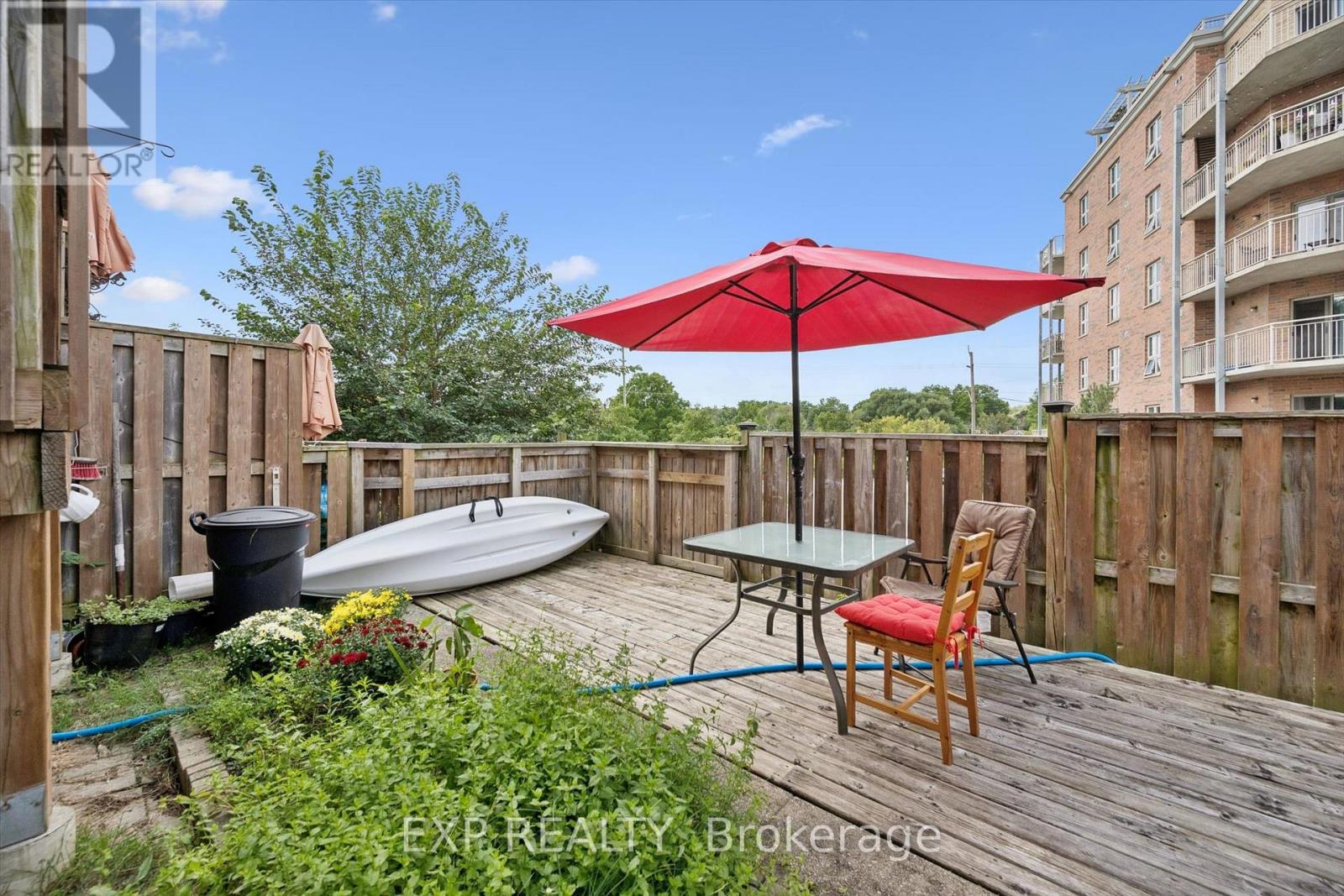 #59 250 AINSLIE STREET S - Image 27