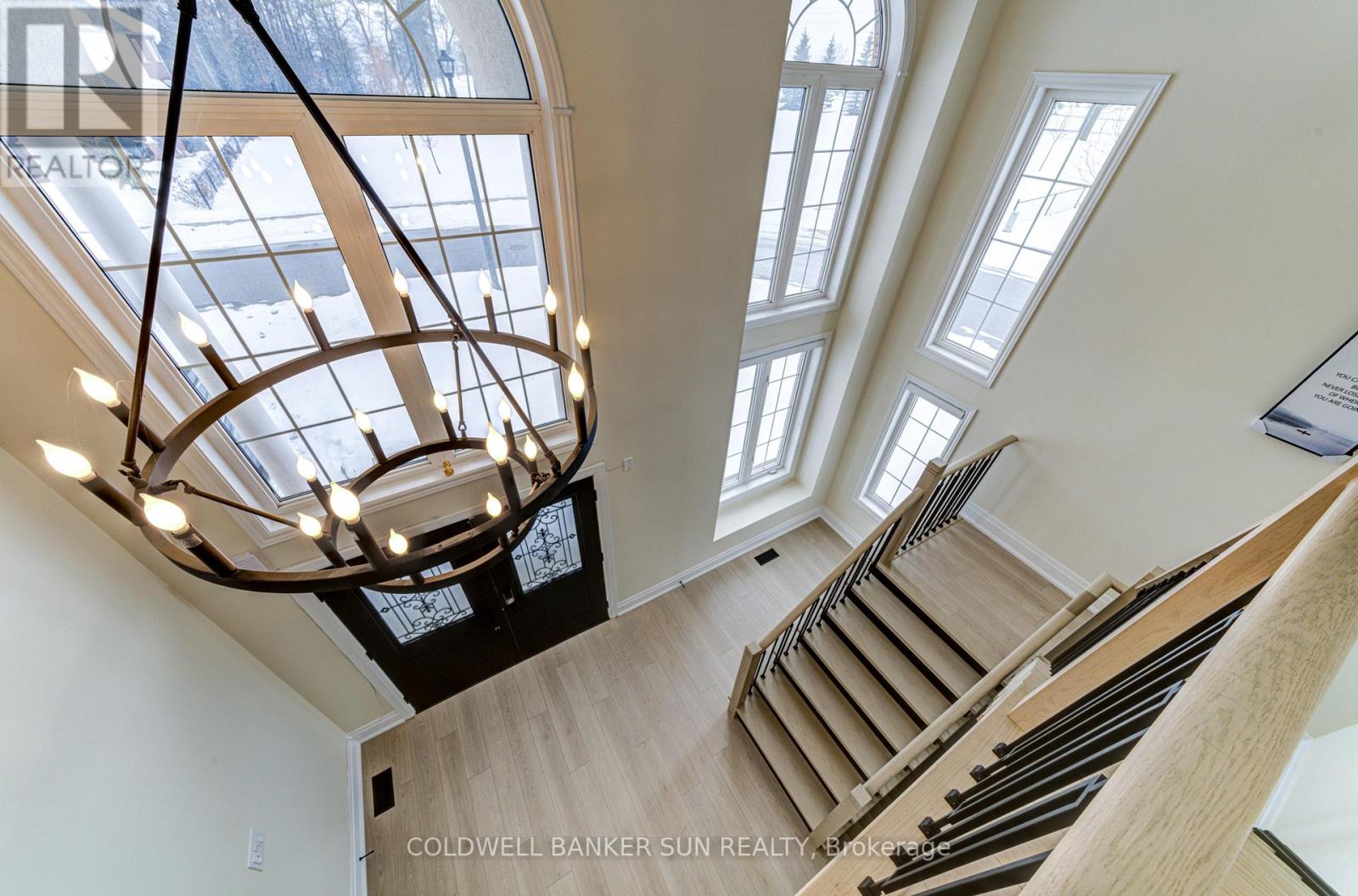 33 ELLIS CRESCENT - Image 4