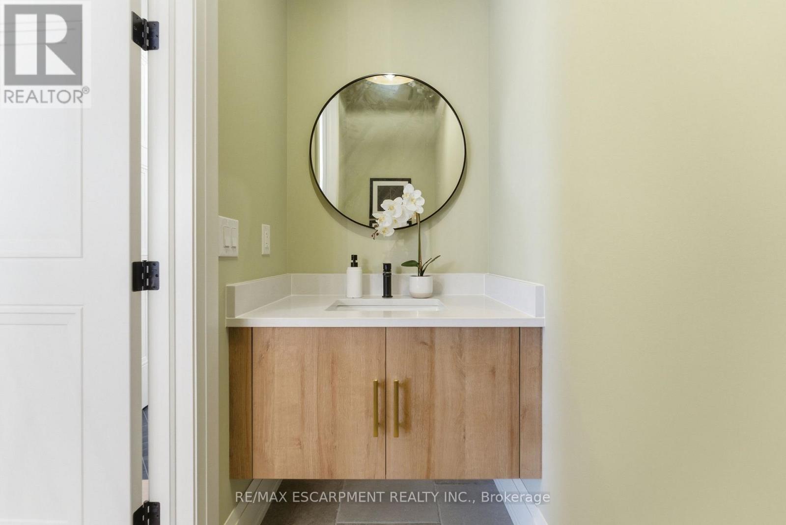 15 OAKLEY DRIVE - Image 30