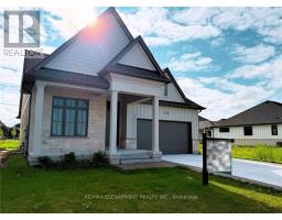 15 OAKLEY DRIVE