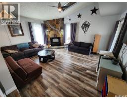 215 Mergens Street, Weyburn, SK S4H1R4 Photo 17