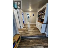 215 Mergens Street, Weyburn, SK S4H1R4 Photo 12