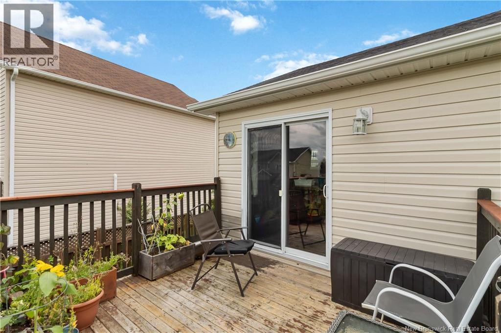 357 Maplehurst Drive - 33