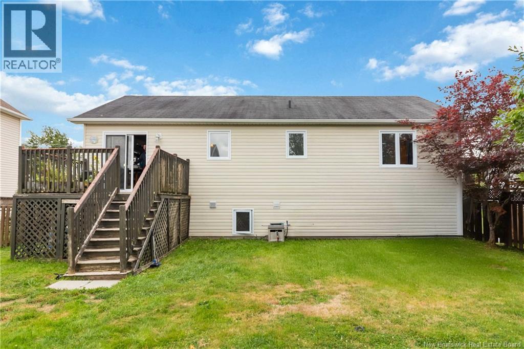 357 Maplehurst Drive - 35