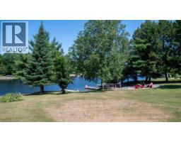 Bedroom - 411 Champagne Road, Sturgeon Falls, ON P2B2L9 Photo 17