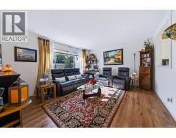 Entrance - 6 1906 Bowen Rd, Nanaimo, BC V9S5S6 Photo 8