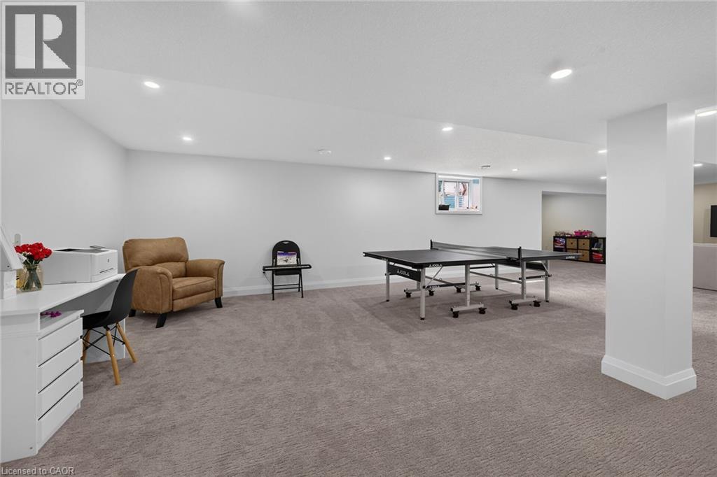 33 MONTURE Street N - Image 26