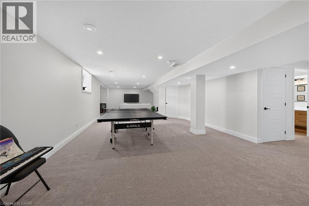 33 MONTURE Street N - Image 27