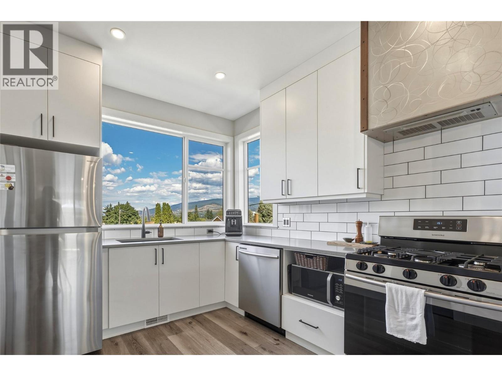 #1 3405 16 Avenue - Image 13