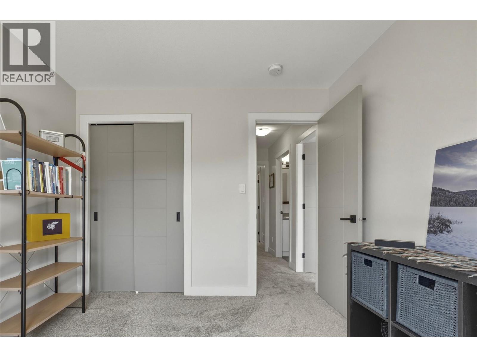 #1 3405 16 Avenue - 25