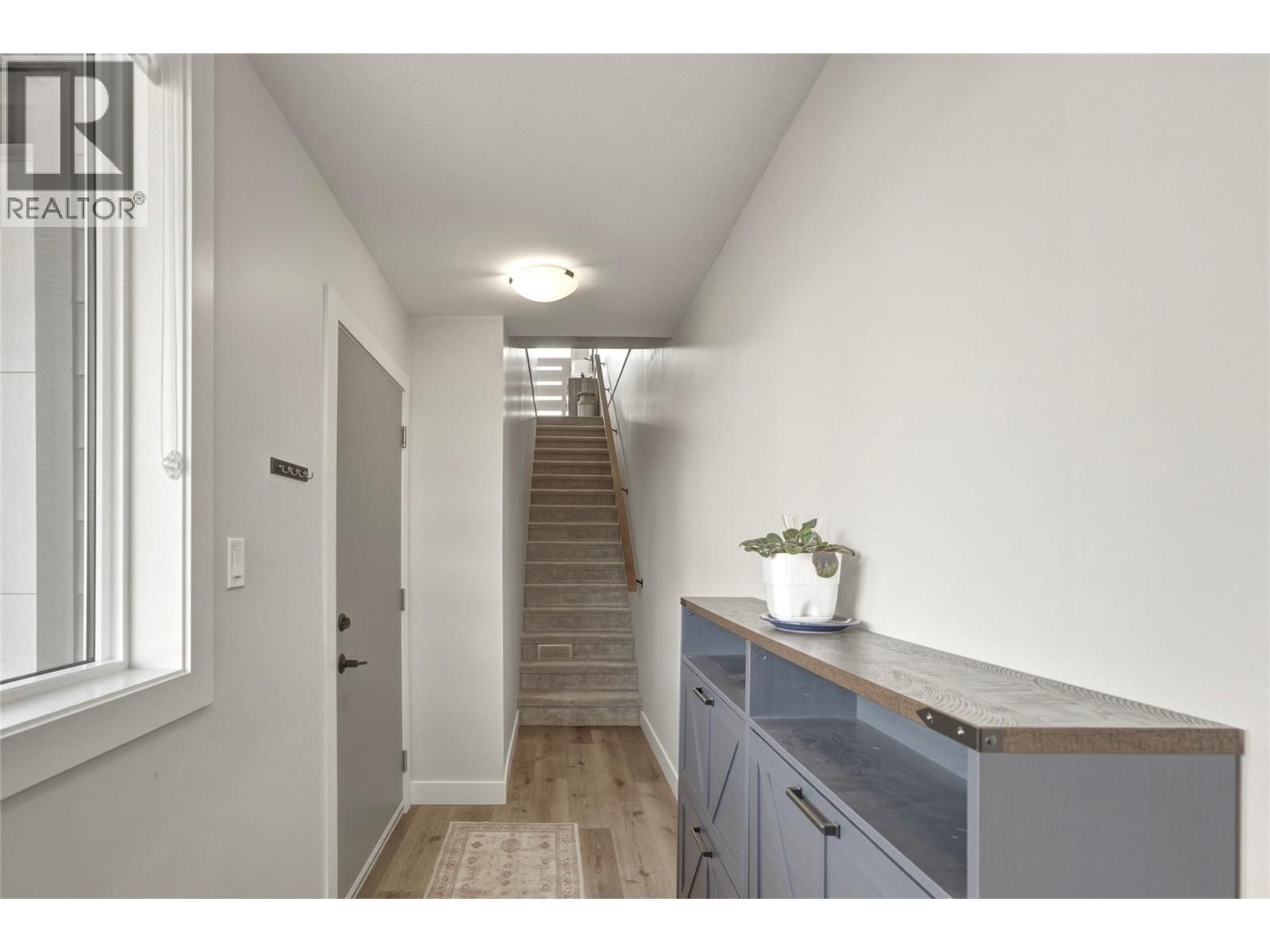 #1 3405 16 Avenue - Image 3