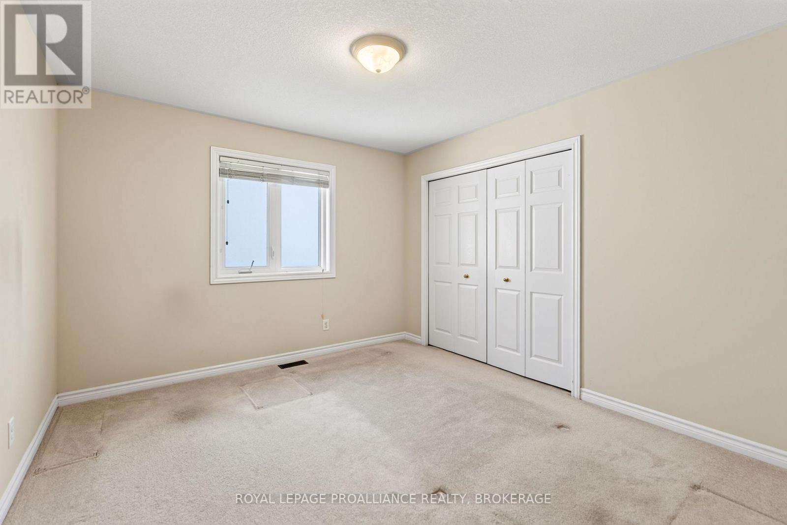 1097 CROSSFIELD AVENUE - Image 11