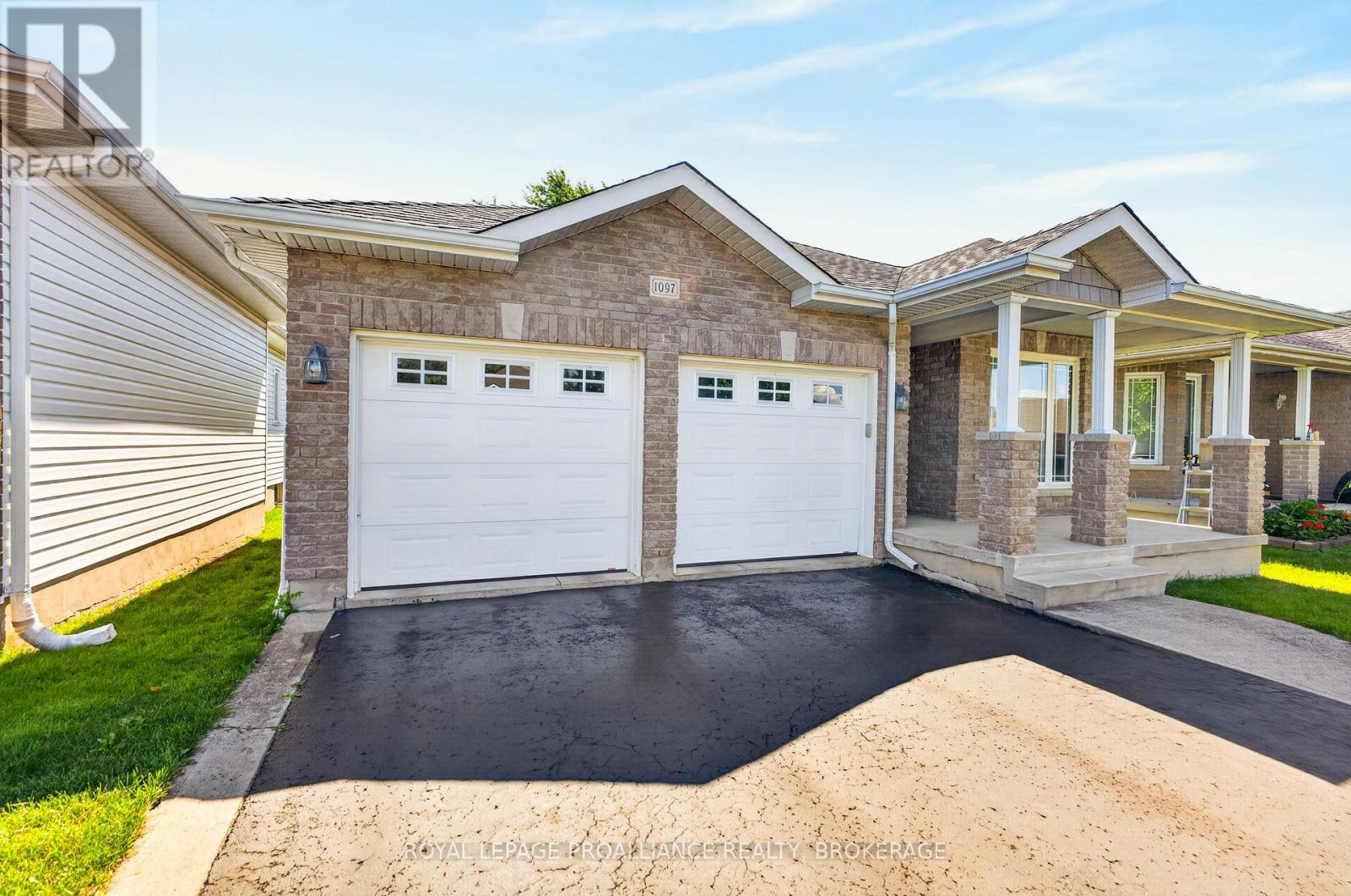 1097 CROSSFIELD AVENUE - Image 3