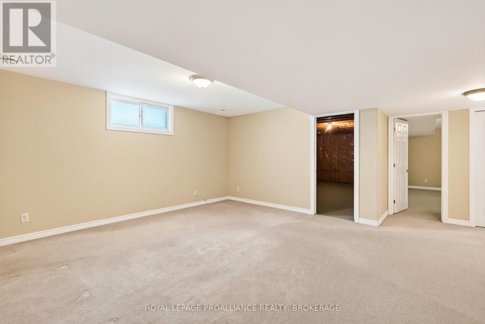 1097 CROSSFIELD AVENUE - Image 35