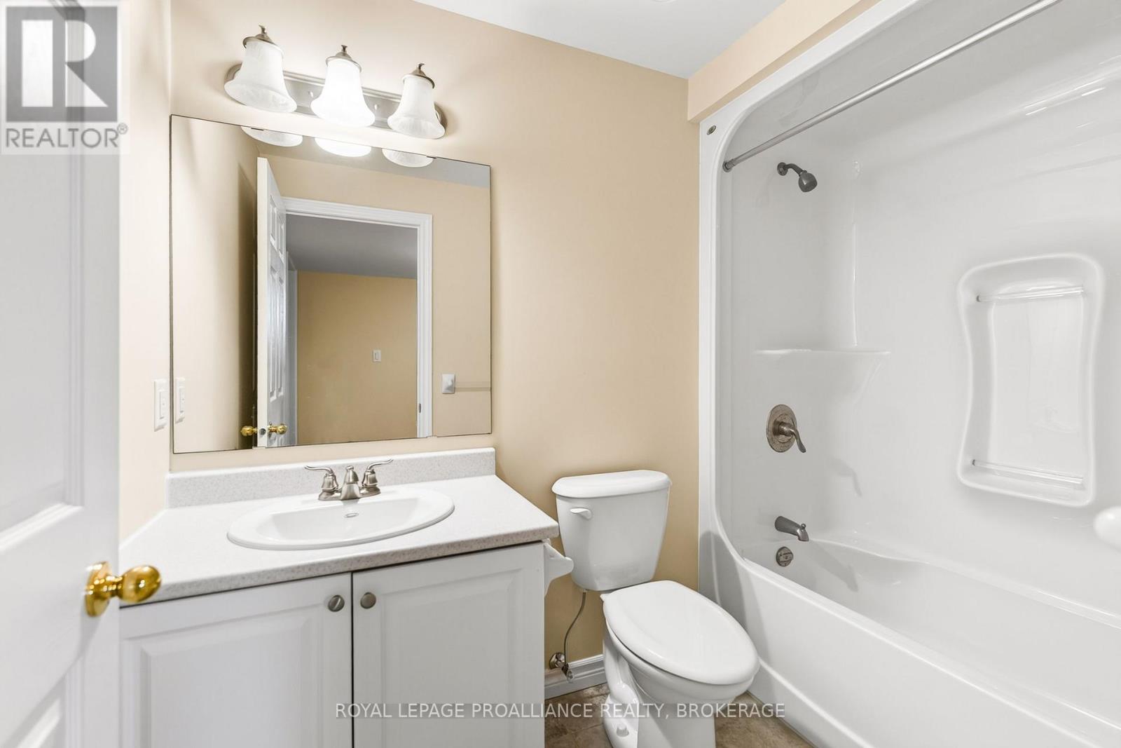 1097 CROSSFIELD AVENUE - Image 42
