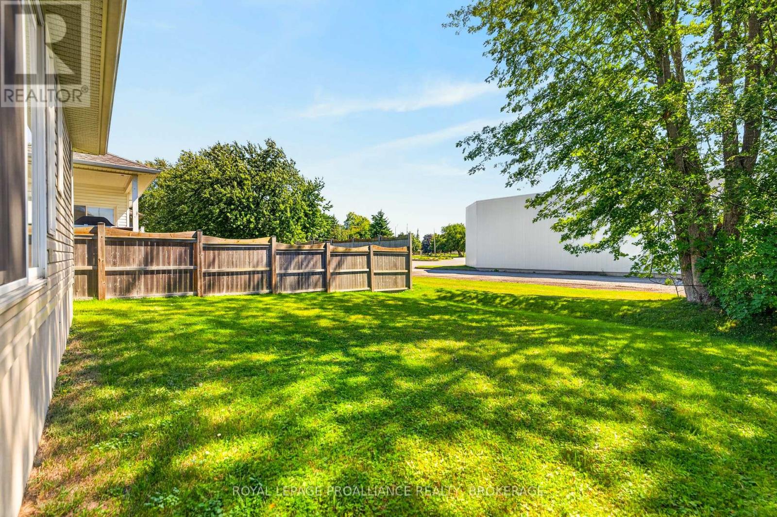 1097 CROSSFIELD AVENUE - Image 46