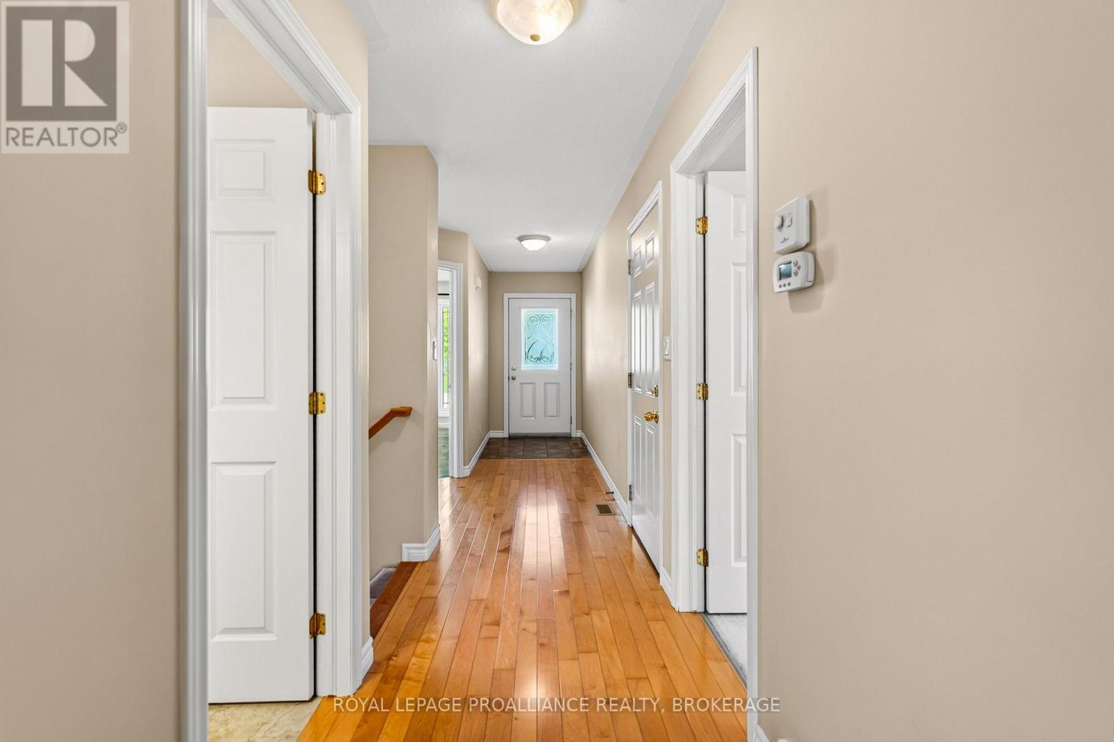 1097 CROSSFIELD AVENUE - Image 7