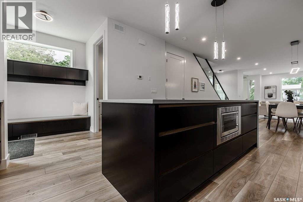 1139 13th STREET E - Image 18