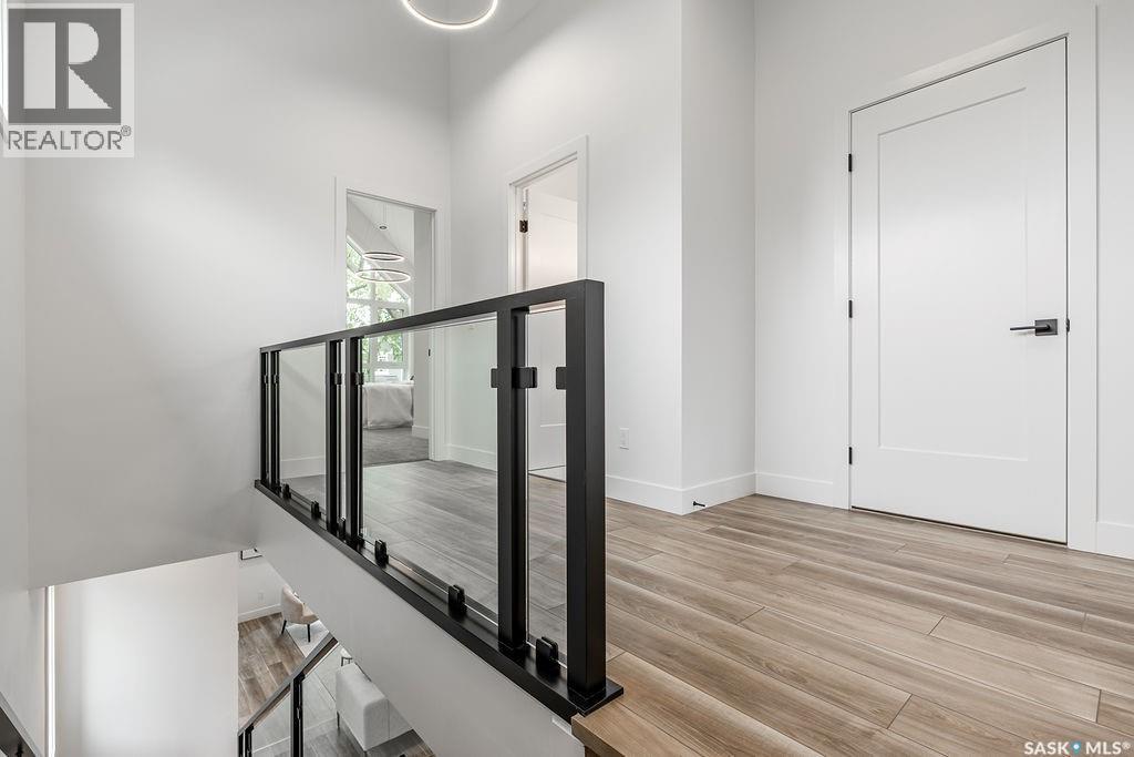 1139 13th STREET E - Image 24
